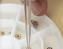 沈阳劳力士指定保养地址