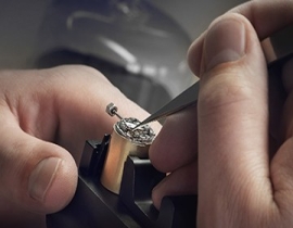 沈阳劳力士腕表里面有水雾